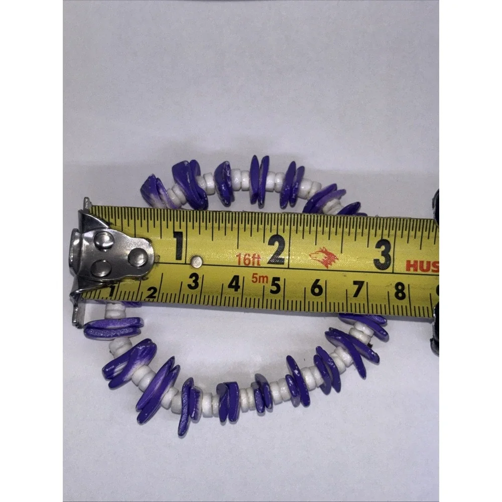 Vintage Puka Dyed Purple White Shell Chip Stretch Bracelet 7
